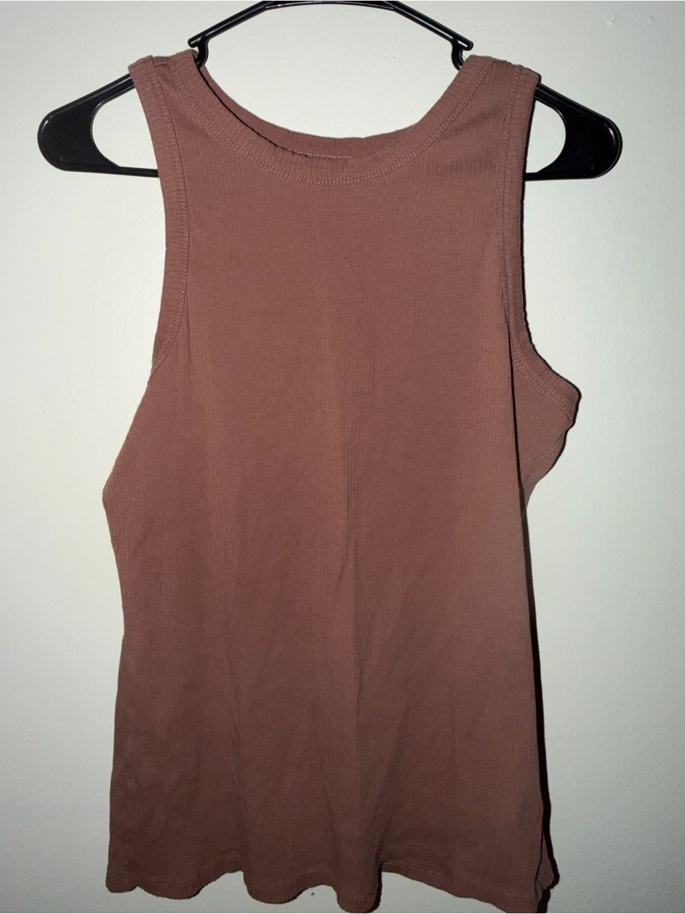 Sleeveless Ribbed Tank Top in Mauve Brown